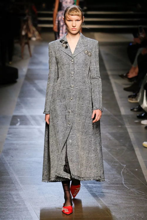 每日好店 這么多好看的花裙子,吃土我也要買一條